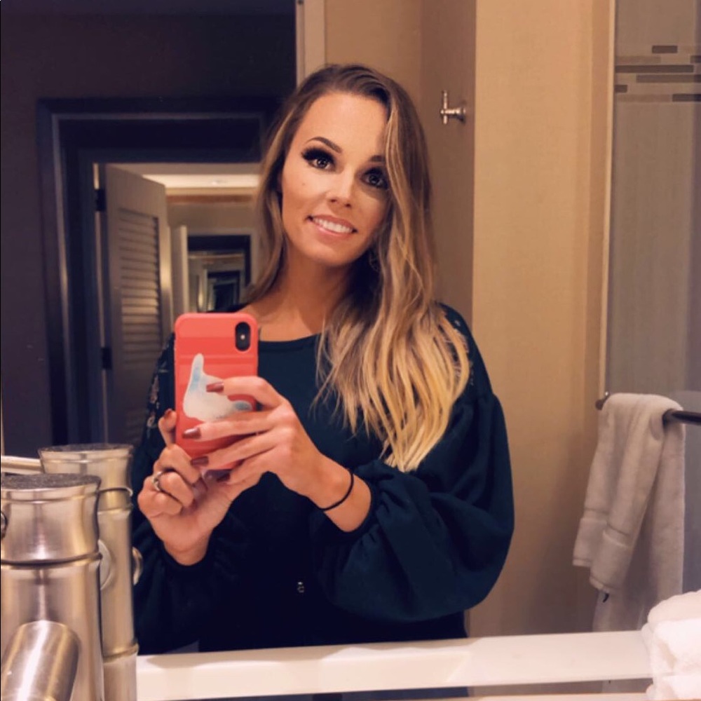 Meet your Posher, Kaitlin